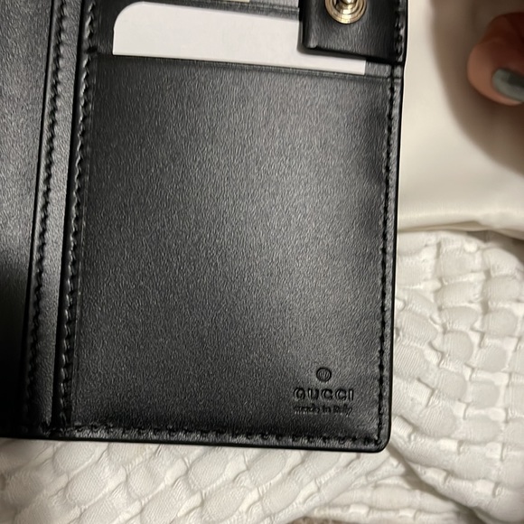 NIB- Gucci- Black Leather Embossed Long Wallet - Picture 4 of 10